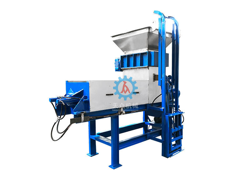 提升破碎壓榨一體機(jī).jpg 提升破碎壓榨一體機(jī).jpg